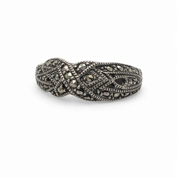 S925 Marcasite Twisted Ring